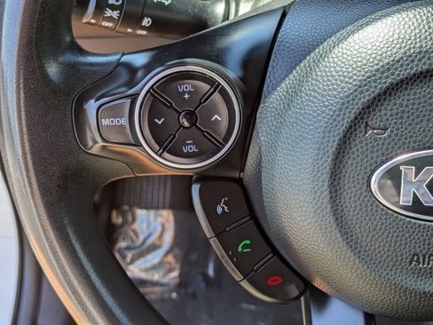 Used 2019 Kia Soul + image 22