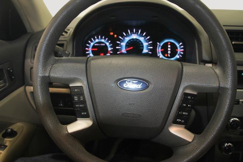 Used 2012 Ford Fusion SE image 12