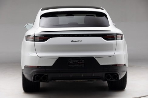 Used 2022 Porsche Cayenne Platinum Edition image 12