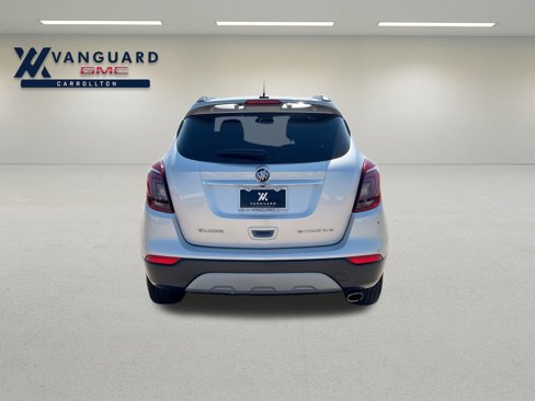 Used 2018 Buick Encore Sport Touring image 9