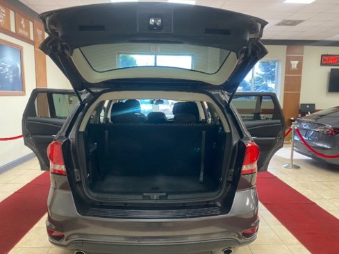 Used 2017 Dodge Journey SXT w/ Comfort/Convenience Group image 13