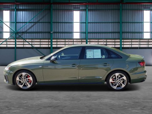 Used 2023 Audi A4 2.0T Premium Plus w/ Premium Plus Package image 2