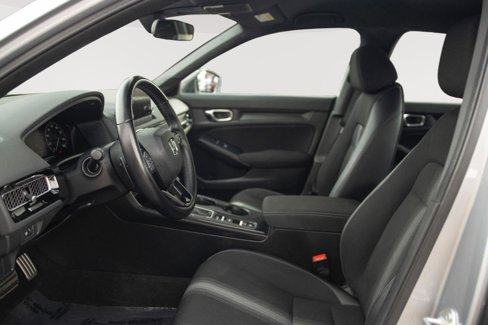 Used 2022 Honda Civic Sport image 2