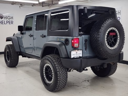 Used 2015 Jeep Wrangler Unlimited Rubicon w/ Connectivity Group image 7