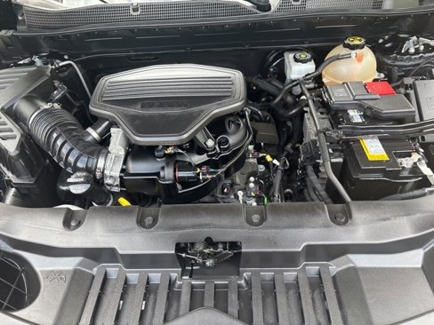 Used 2020 Chevrolet Blazer LT image 39