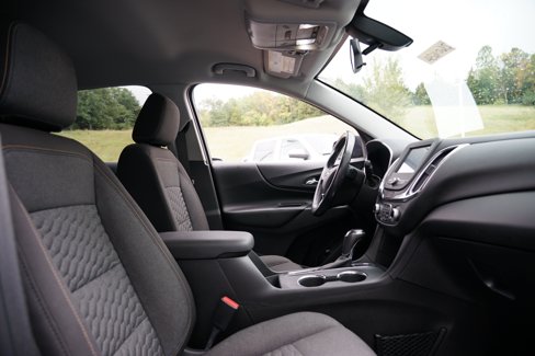 Used 2018 Chevrolet Equinox LT image 31