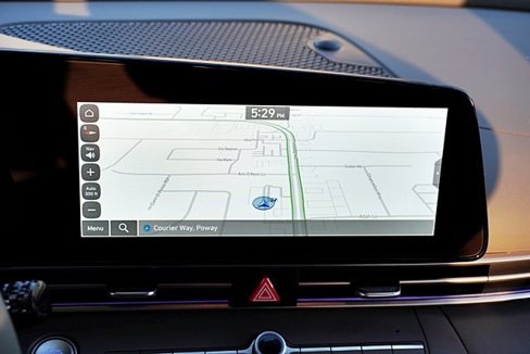 Certified 2024 Hyundai Elantra SEL image 26