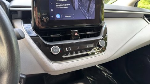 Used 2023 Toyota Corolla LE image 39
