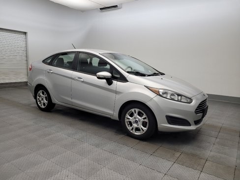 Used 2015 Ford Fiesta SE image 11