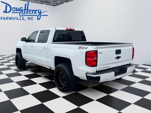 Used 2018 Chevrolet Silverado 1500 LT w/ All Star Edition image 3
