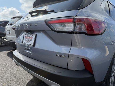 Used 2022 Ford Escape SEL image 8
