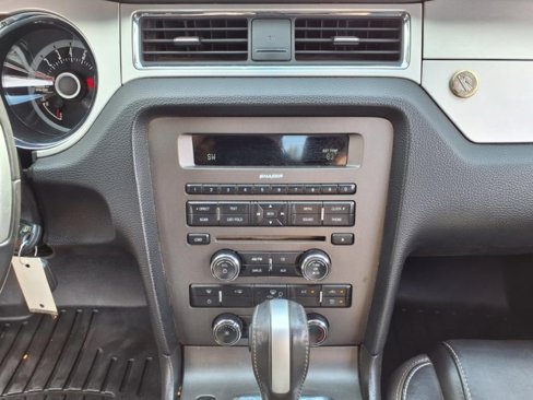 Used 2013 Ford Mustang GT Premium w/ Security Pkg image 7