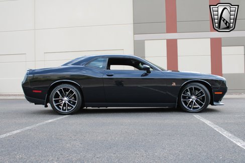 Used 2015 Dodge Challenger R/T Scat Pack image 7