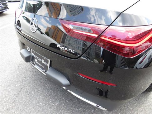 Used 2025 Mercedes-Benz CLA 250 4MATIC image 31
