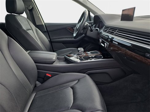 Used 2018 Audi Q7 3.0T Prestige image 12