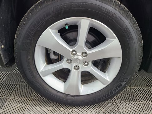 Used 2013 Subaru Outback 3.6R Limited w/ Special Appearance Pkg image 16