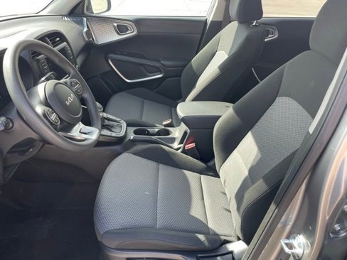 Used 2024 Kia Soul LX w/ Option Group 015 image 11