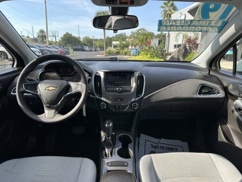 Used 2019 Chevrolet Cruze LS image 29