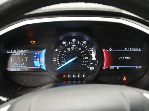 Used 2017 Ford Edge SEL w/ Equipment Group 201A image 9