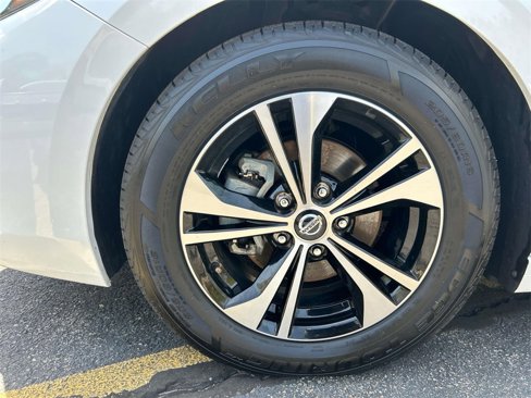Used 2022 Nissan Sentra SV image 30
