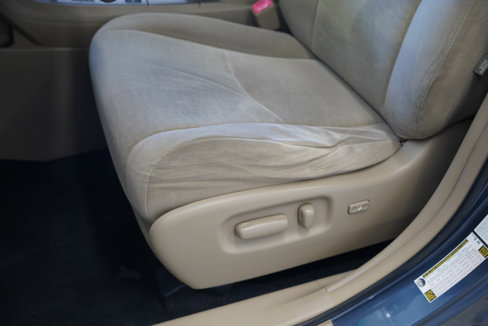 Used 2011 Toyota Highlander 4WD Hybrid image 26