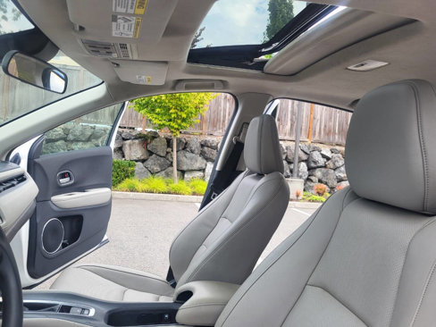 Used 2022 Honda HR-V EX image 15
