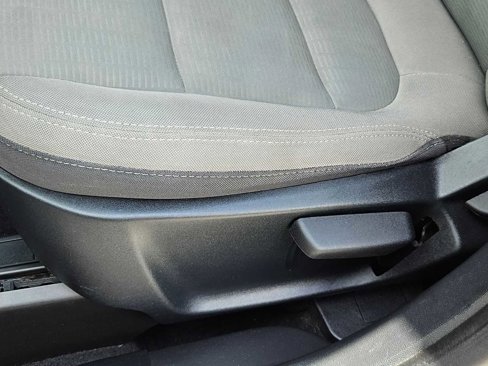 Used 2022 Ford Escape S image 17