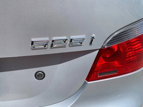 Used 2004 BMW 525i Sedan image 31