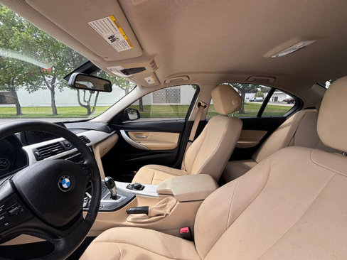 Used 2018 BMW 320i Sedan image 11