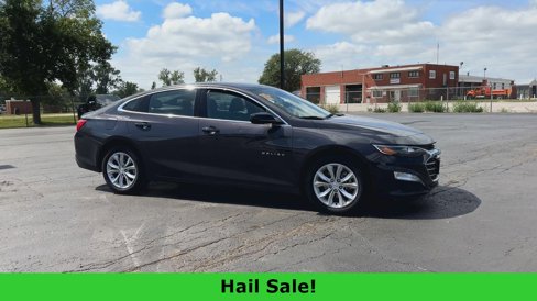 Used 2025 Chevrolet Malibu LT image 2