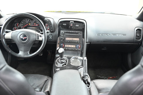 Used 2009 Chevrolet Corvette Coupe image 18