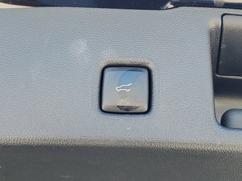 Used 2024 Ford Escape Active image 11