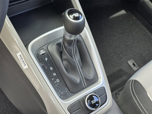 New 2025 Hyundai Venue SEL image 16