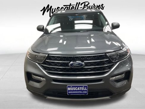 Used 2021 Ford Explorer XLT w/ Equipment Group 202A image 4