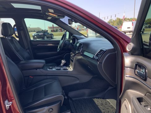 Used 2019 Jeep Grand Cherokee Overland image 15