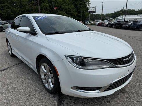 Used 2015 Chrysler 200 Limited image 9
