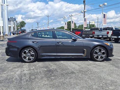 Used 2020 Kia Stinger GT-Line image 7