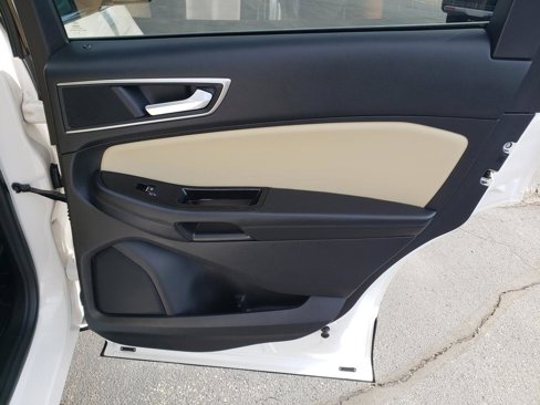Used 2015 Ford Edge SEL w/ Equipment Group 201A image 17