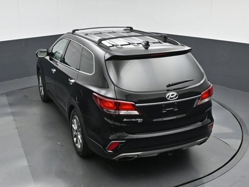 Used 2019 Hyundai Santa Fe XL SE image 70