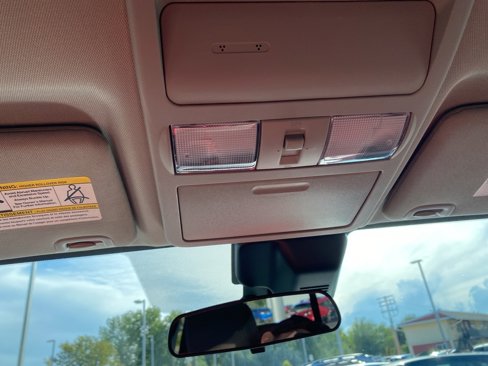 Used 2022 Nissan Frontier SV image 15