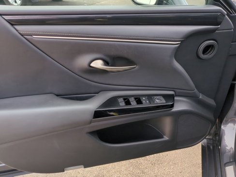 Used 2022 Lexus ES 350 image 14