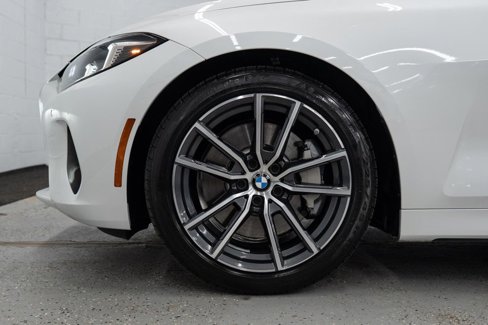 Used 2025 BMW 430i Coupe w/ Premium Package image 33
