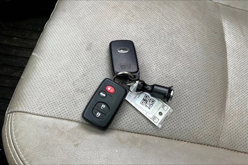 Used 2015 Subaru Forester 2.5i Touring w/ Eyesight & Navigation System image 30
