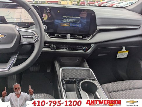New 2025 Chevrolet Equinox LT w/ Safety and Technology Package image 14