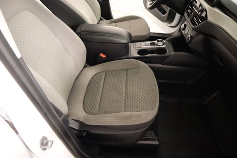 Used 2022 Ford Escape SE image 13