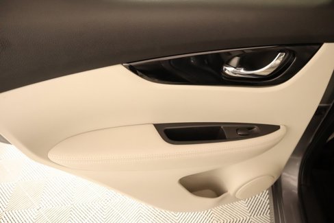 Used 2022 Nissan Rogue Sport SL image 17