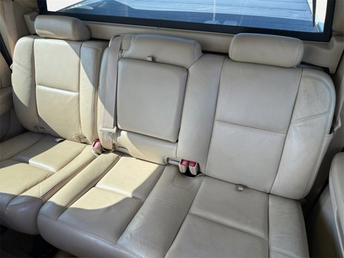 Used 2011 Cadillac Escalade EXT Premium image 13