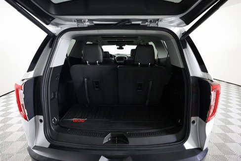 Used 2020 GMC Acadia SLT w/ Driver Alert Package II image 8