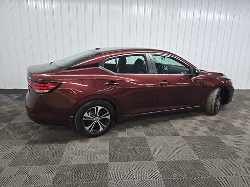 Used 2021 Nissan Sentra SV image 3