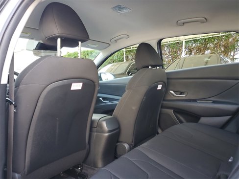 Certified 2023 Hyundai Elantra SEL image 9